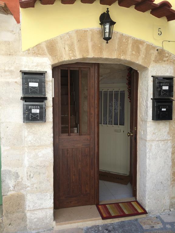 Corte Carducci Бари Экстерьер фото