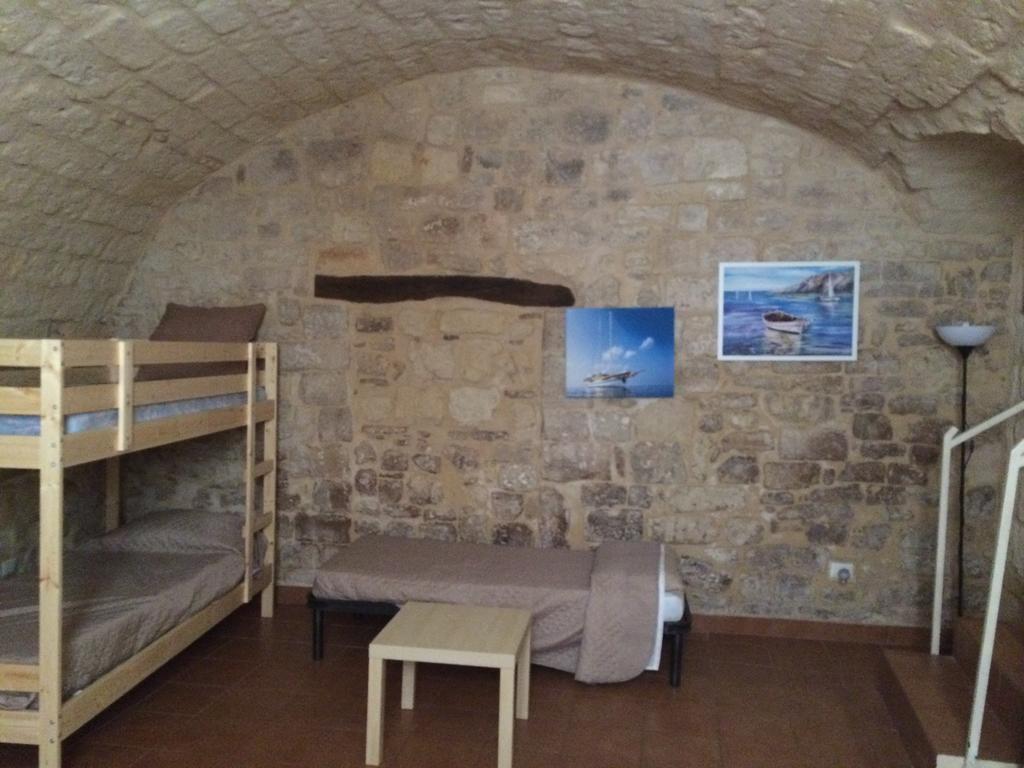 Corte Carducci Бари Экстерьер фото